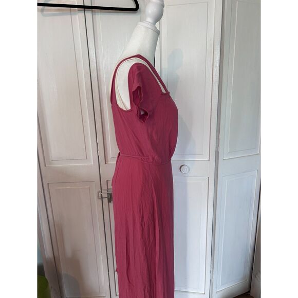 Reformation V-Neck Cold Shoulder Wrap Dress - Size 6 - Picture 5 of 11